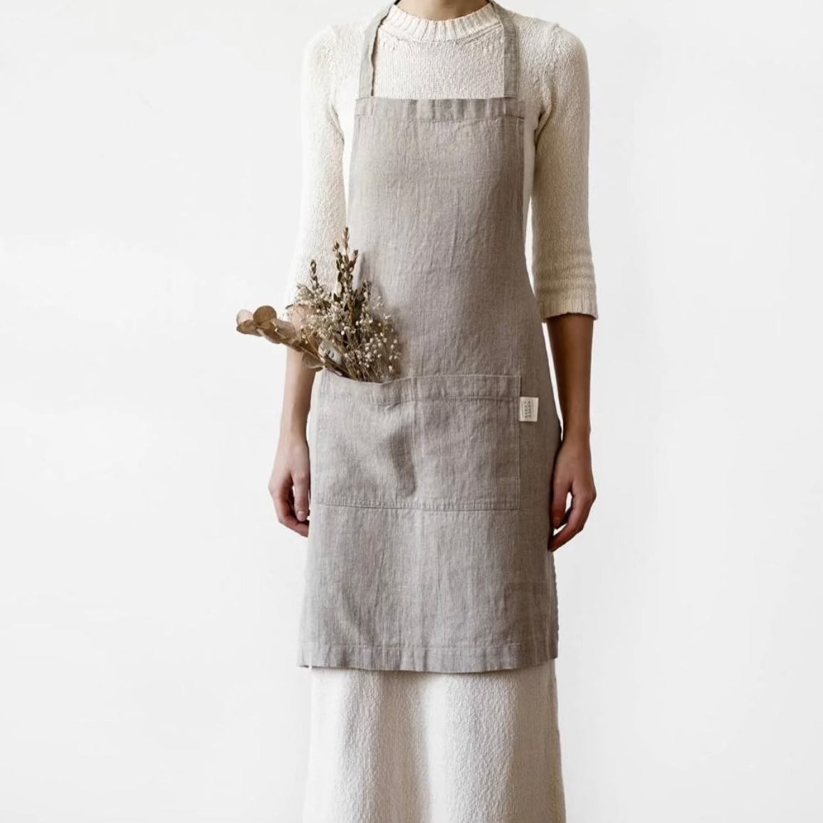 CLASSIC LINEN APRON